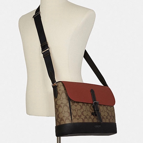 Coach Hudson Messenger Bag NWT - Picture 2 of 3